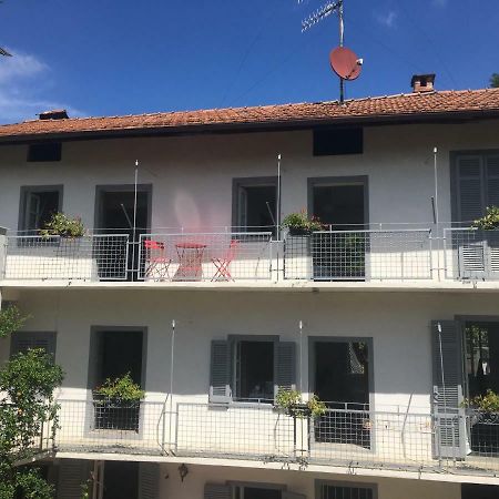 Villa Bacchetta - Forest View Oleggio Castello ภายนอก รูปภาพ